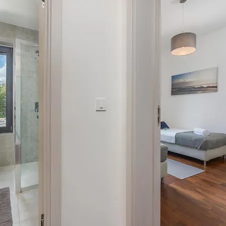 Διαμέρισμα Spada 3 Bedrooms Near The Beach! Πόρετς