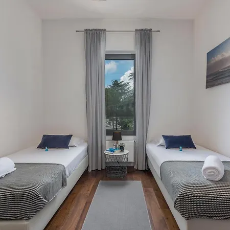 Διαμέρισμα Spada 3 Bedrooms Near The Beach!