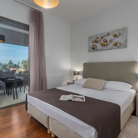 Spada 3 Bedrooms Near The Beach! Apartmán