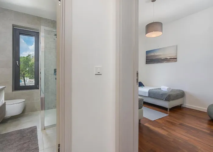 Апартаменты Spada 3 Bedrooms Near The Beach! Пореч