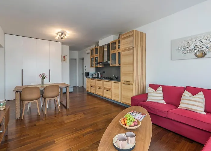 Spada 3 Bedrooms Near The Beach! Διαμέρισμα Πόρετς