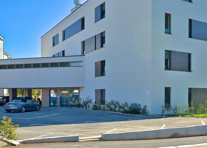 Spada 3 Bedrooms Near The Beach! Διαμέρισμα *